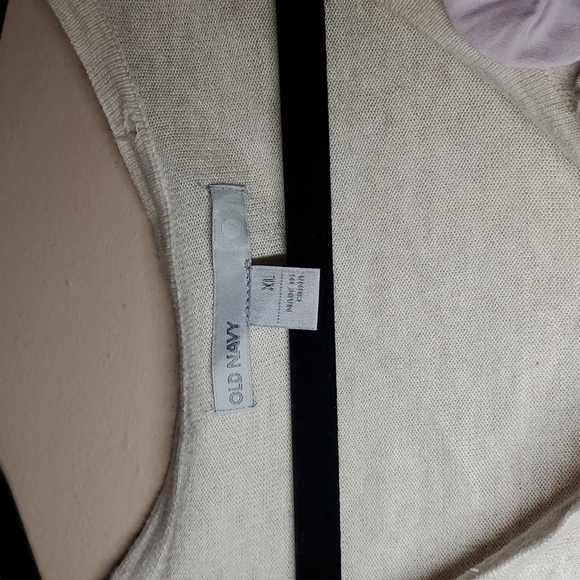 Old Navy Button-Front Cardigan - Picture 3 of 5